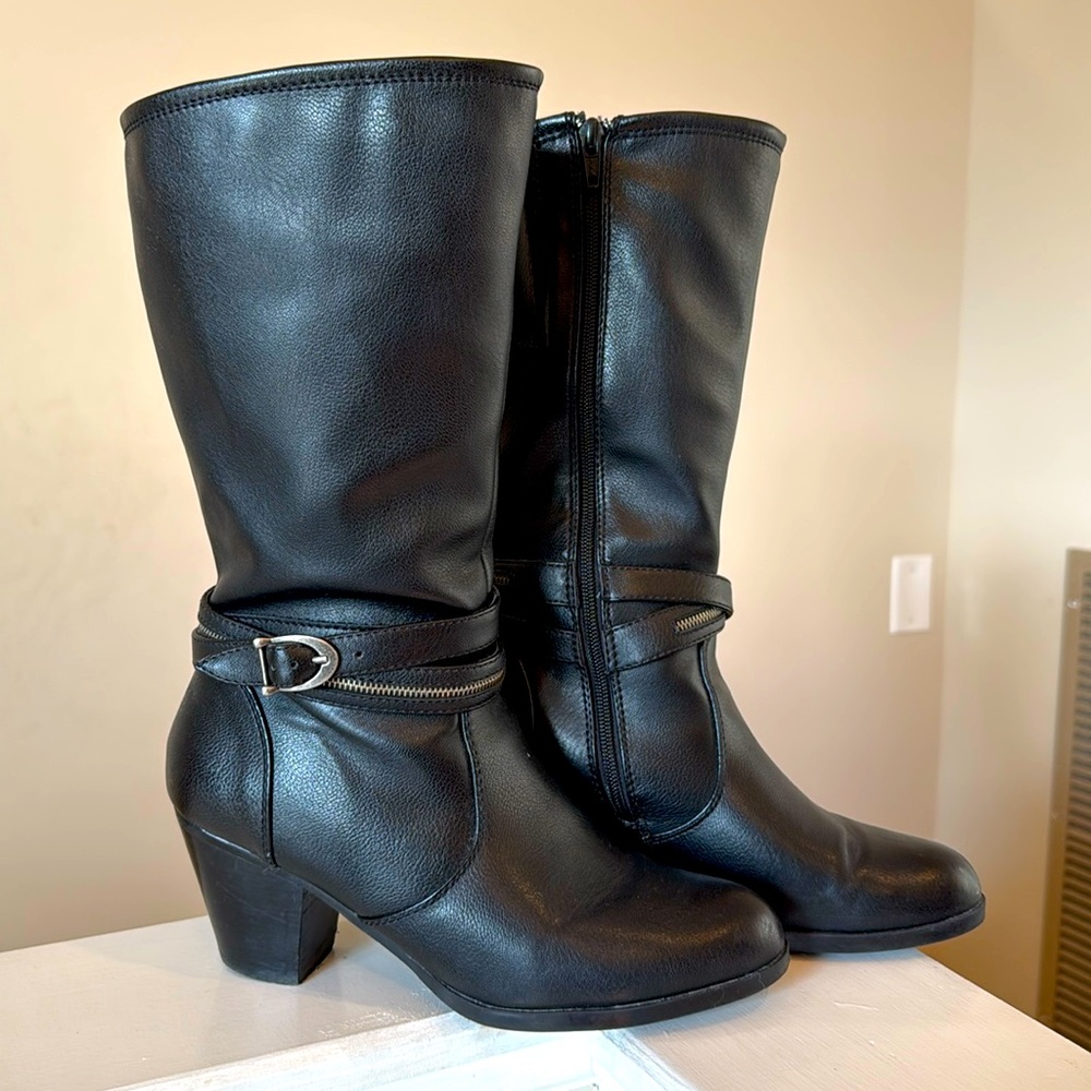 Bare Traps "Abilene" mid-calf boots